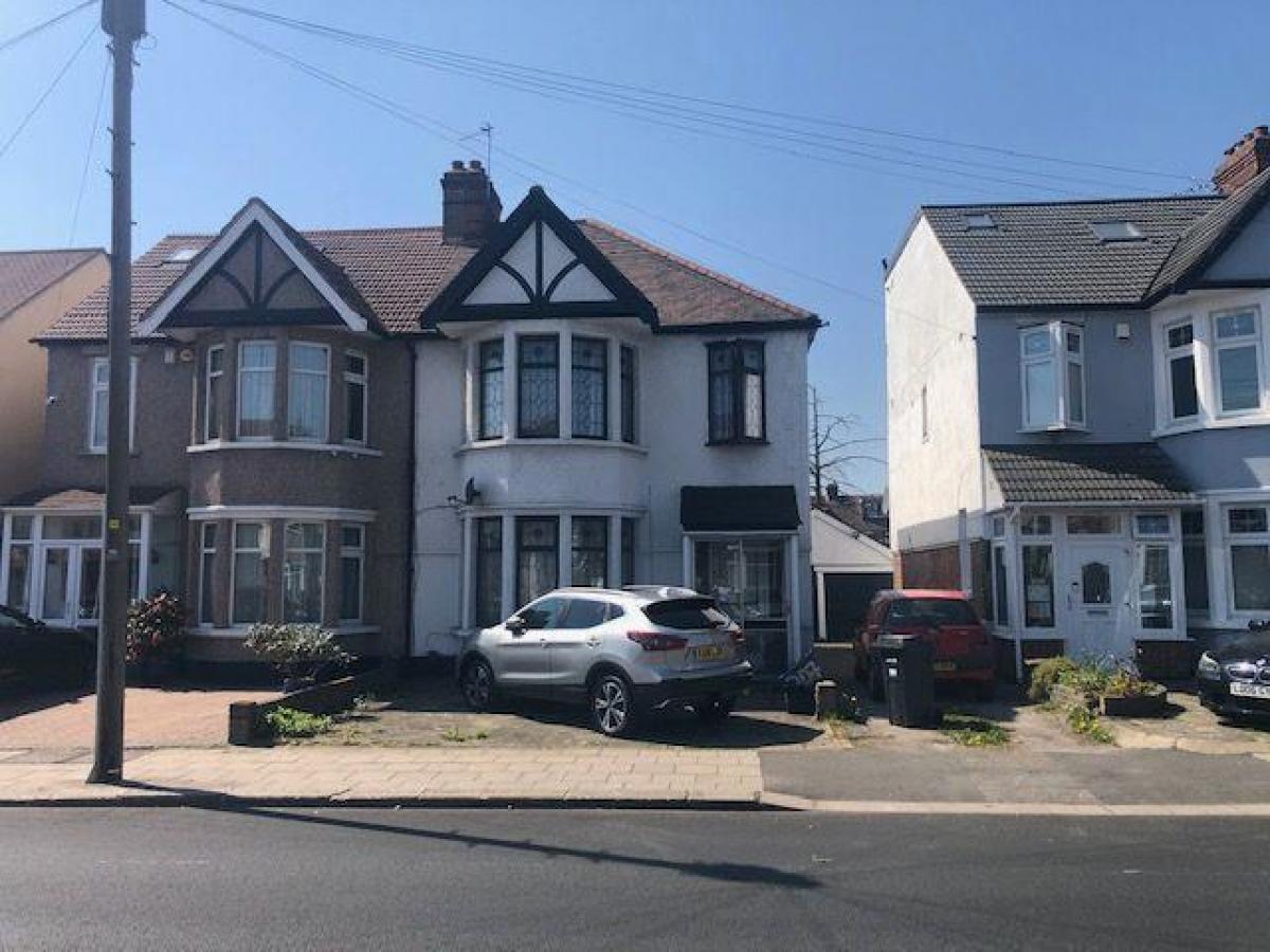 Picture of Home For Rent in Ilford, Greater London, United Kingdom