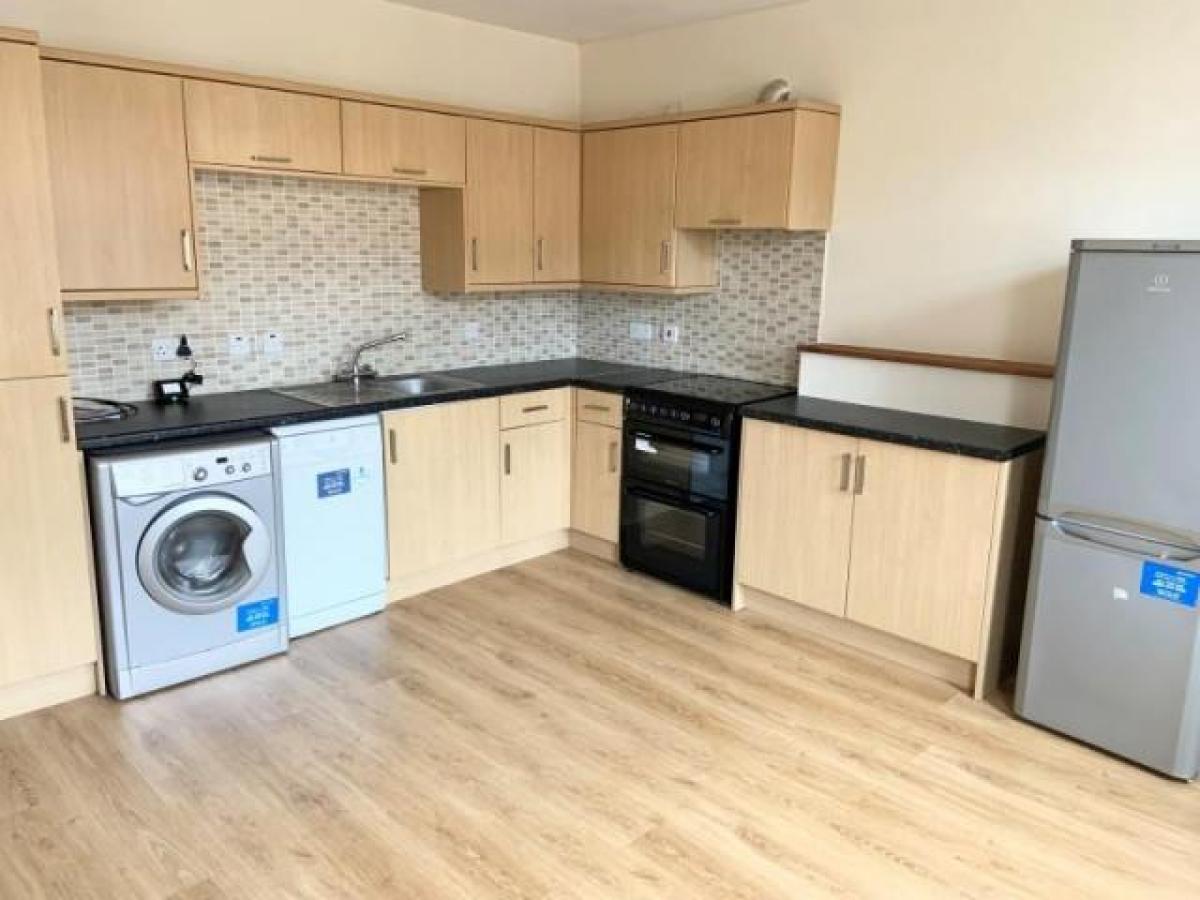 Picture of Apartment For Rent in Farnborough, Hampshire, United Kingdom