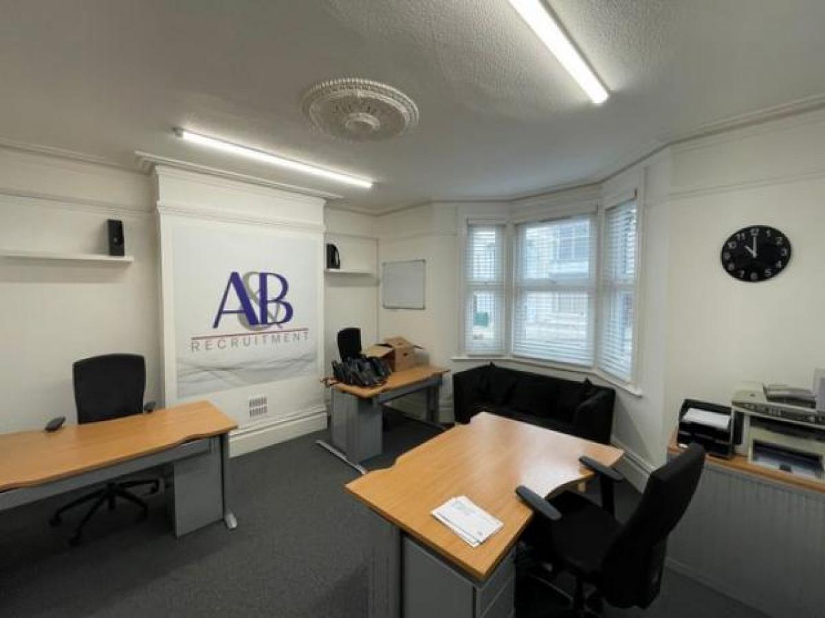 Picture of Office For Rent in Swindon, Wiltshire, United Kingdom