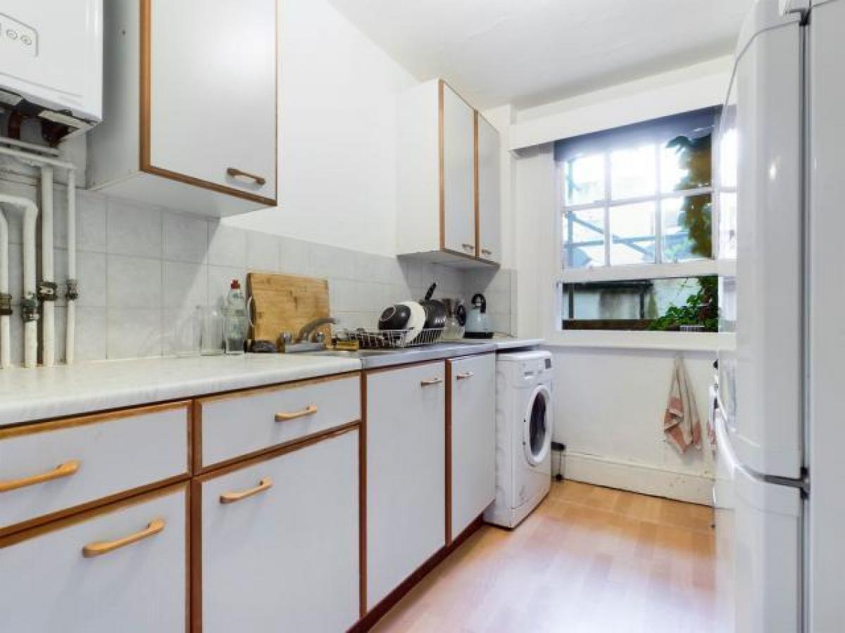 Picture of Apartment For Rent in Hove, East Sussex, United Kingdom