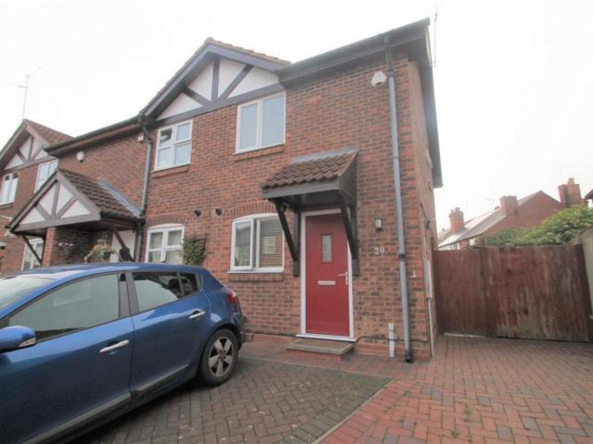 Picture of Home For Rent in Halesowen, West Midlands, United Kingdom