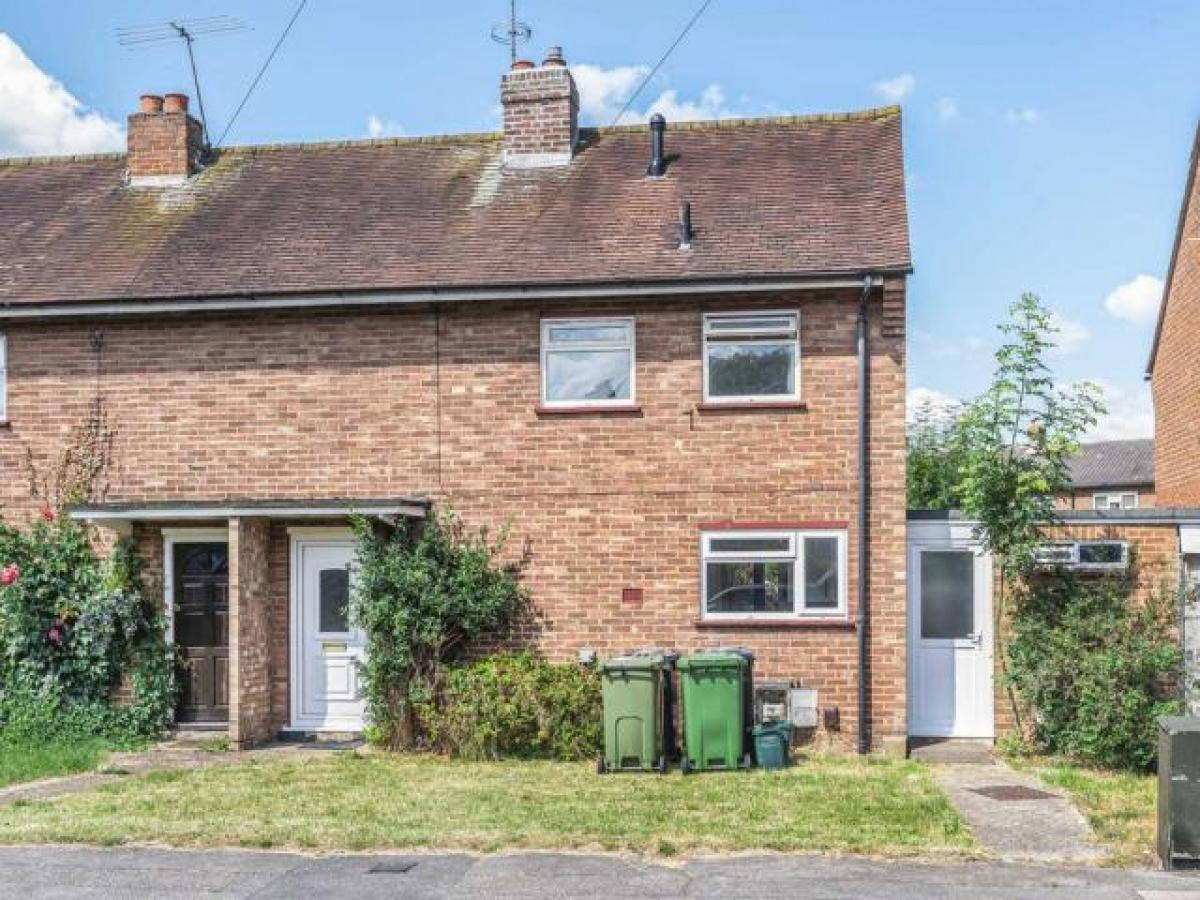 Picture of Home For Rent in Guildford, Surrey, United Kingdom