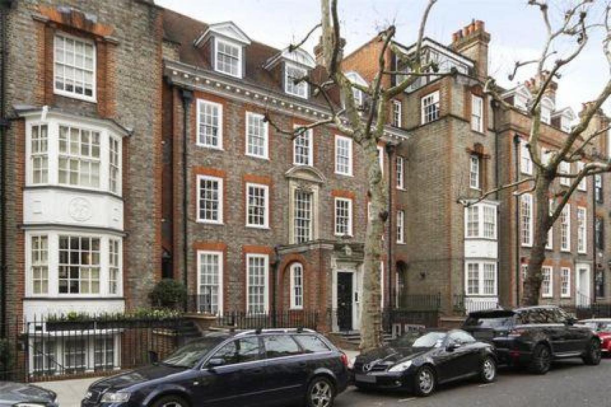 Picture of Apartment For Sale in London, Greater London, United Kingdom