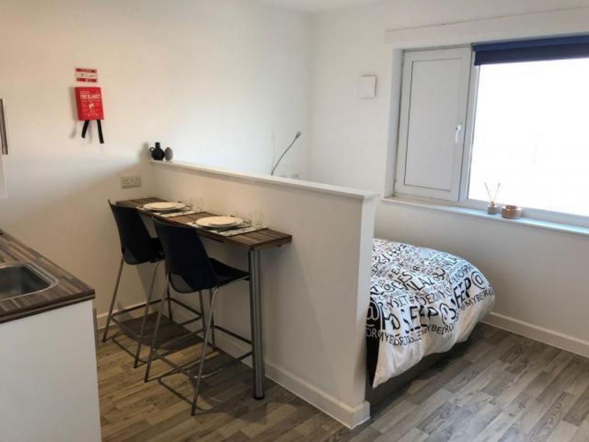 Picture of Apartment For Rent in Luton, Bedfordshire, United Kingdom