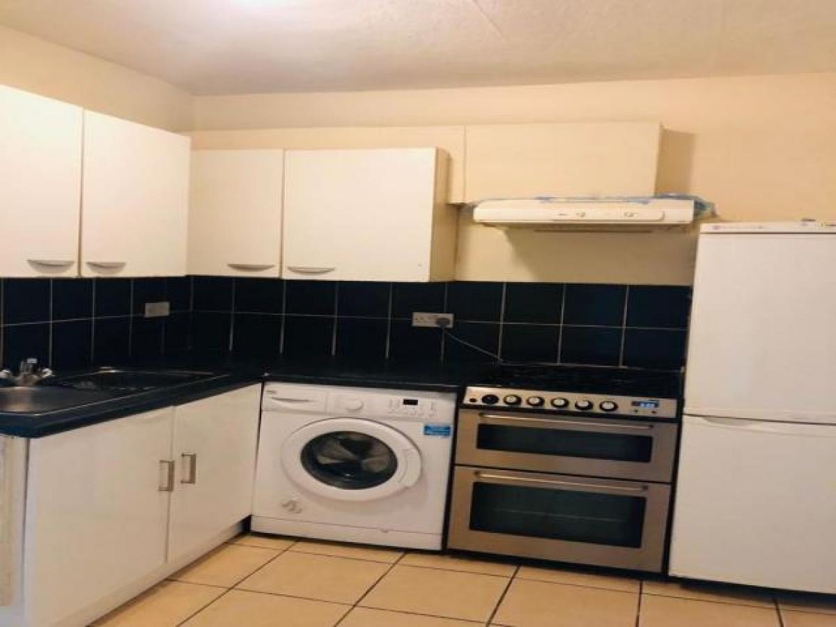 Picture of Apartment For Rent in Ilford, Greater London, United Kingdom