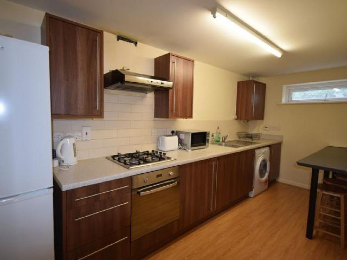 Picture of Apartment For Rent in Hatfield, Herefordshire, United Kingdom