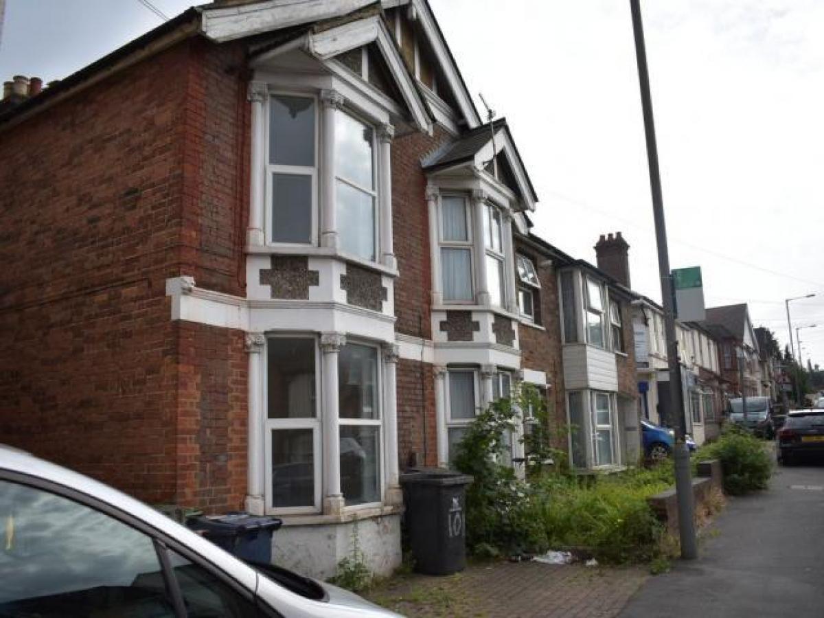 Picture of Home For Rent in High Wycombe, Buckinghamshire, United Kingdom