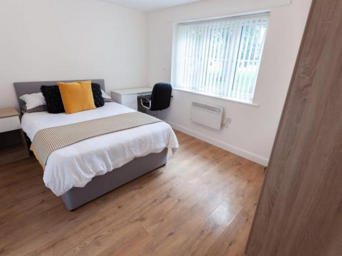 Picture of Bungalow For Rent in Liverpool, Merseyside, United Kingdom