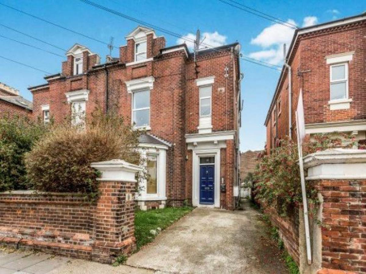 Picture of Apartment For Rent in Southsea, Hampshire, United Kingdom