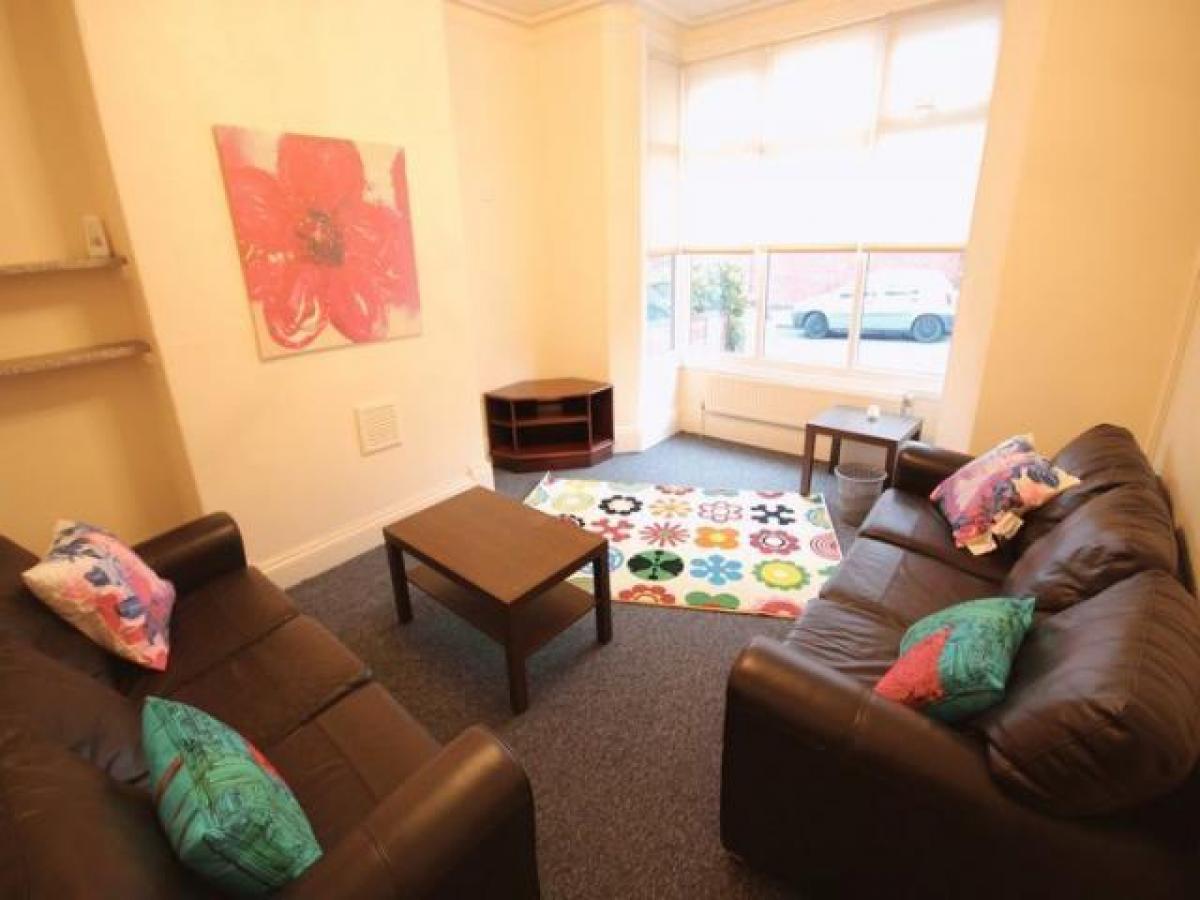 Picture of Home For Rent in Leeds, West Yorkshire, United Kingdom