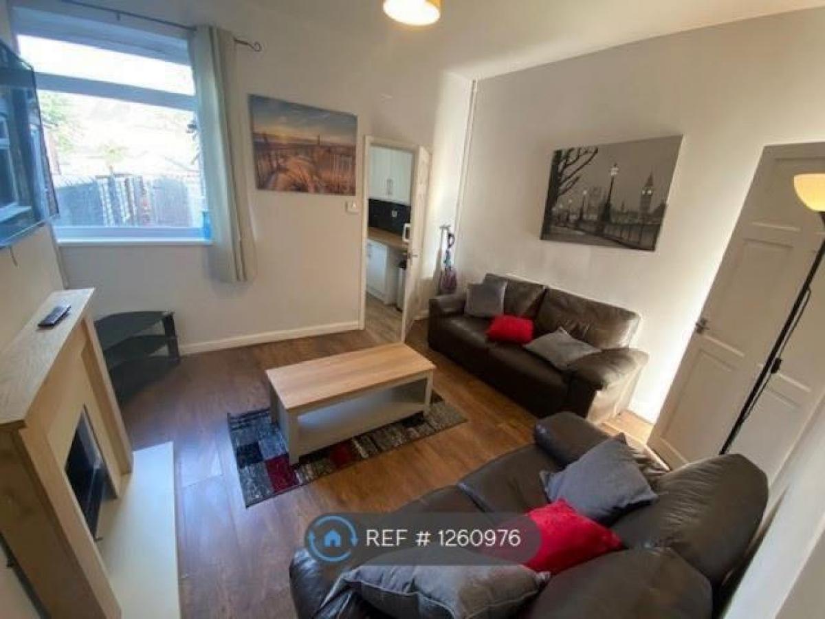 Picture of Home For Rent in Stoke on Trent, Staffordshire, United Kingdom
