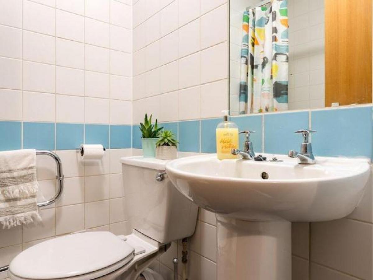 Picture of Apartment For Rent in Huddersfield, West Yorkshire, United Kingdom