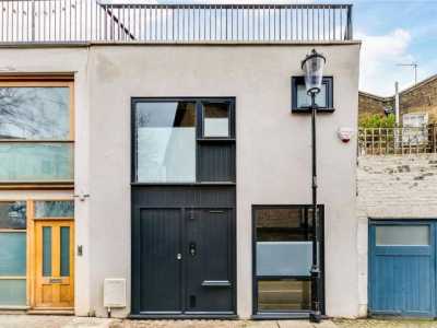 Home For Rent in London, United Kingdom