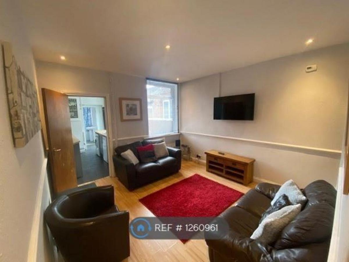 Picture of Home For Rent in Stoke on Trent, Staffordshire, United Kingdom