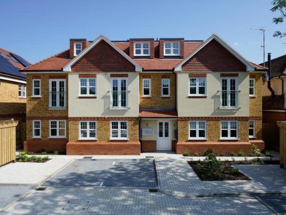 Picture of Apartment For Rent in Aylesbury, Buckinghamshire, United Kingdom