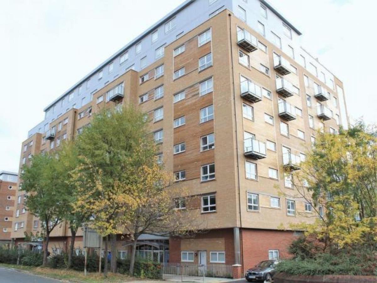 Picture of Apartment For Rent in Basildon, Essex, United Kingdom