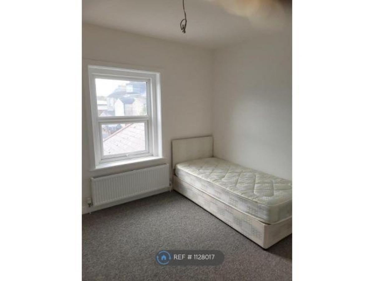 Picture of Apartment For Rent in Weymouth, Dorset, United Kingdom