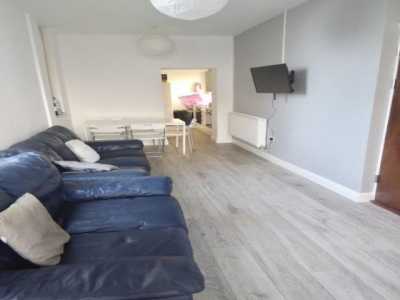 Home For Rent in Swansea, United Kingdom