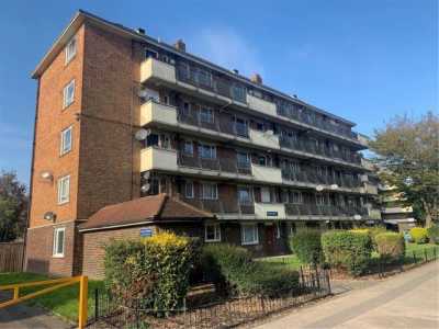 Apartment For Rent in 