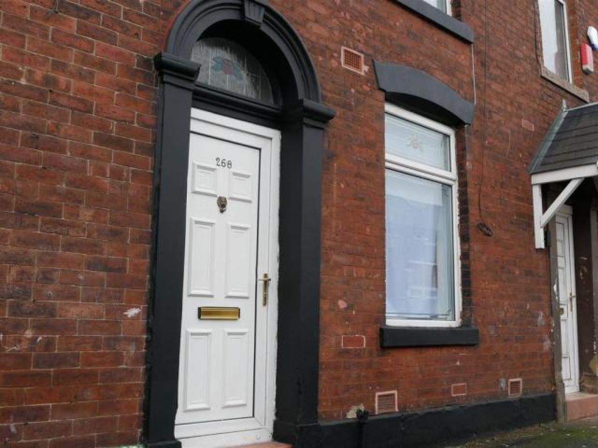 Picture of Home For Rent in Oldham, Greater Manchester, United Kingdom