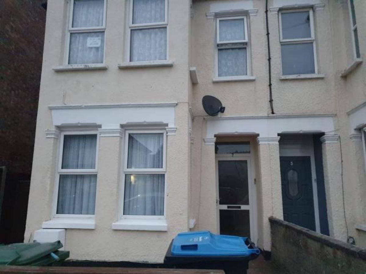 Picture of Apartment For Rent in Wembley, Greater London, United Kingdom