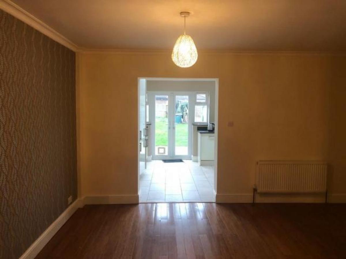 Picture of Home For Rent in Uxbridge, Greater London, United Kingdom