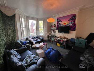 Home For Rent in Leeds, United Kingdom