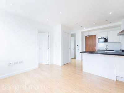 Apartment For Rent in Croydon, United Kingdom