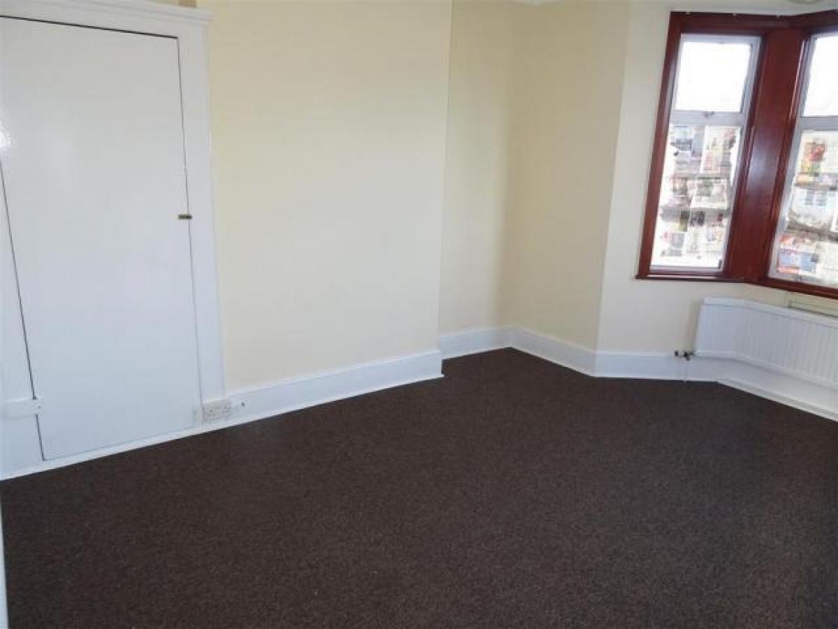 Picture of Home For Rent in Ilford, Greater London, United Kingdom