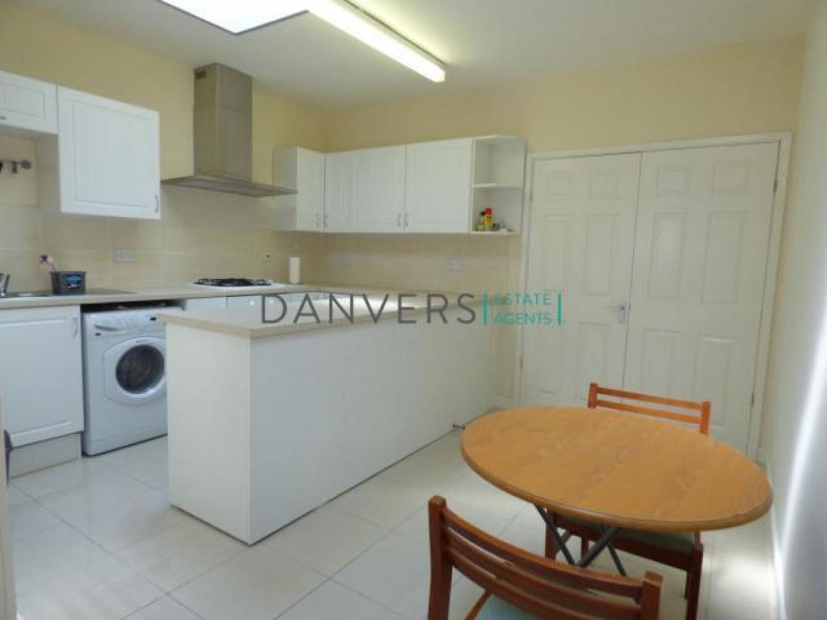 Picture of Home For Rent in Leicester, Leicestershire, United Kingdom