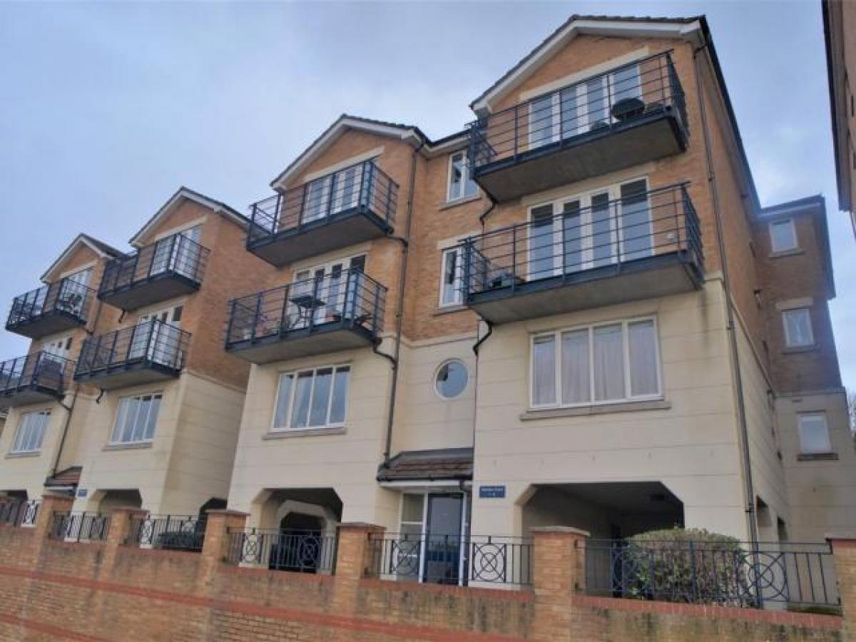 Picture of Apartment For Rent in Rochester, Kent, United Kingdom