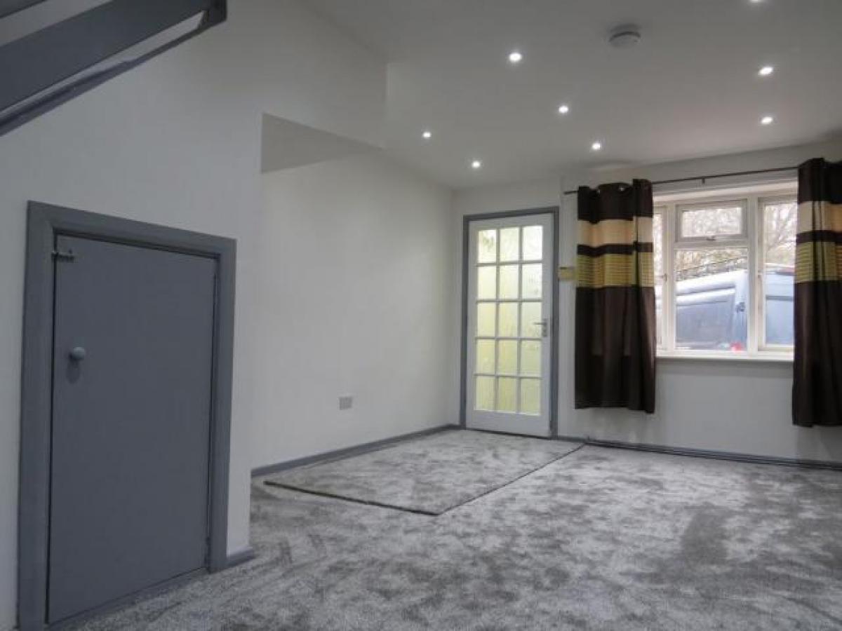 Picture of Home For Rent in Sutton Coldfield, West Midlands, United Kingdom