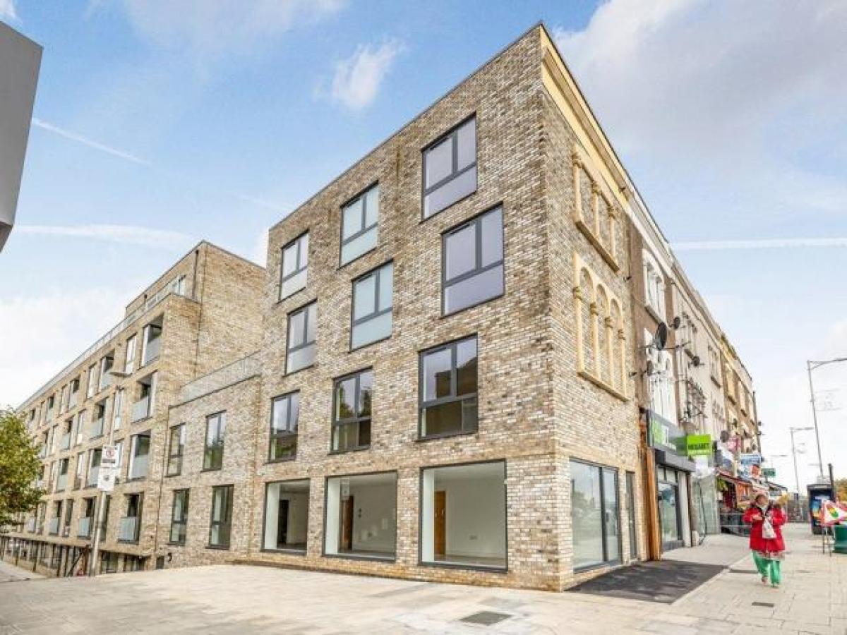 Picture of Apartment For Rent in Ilford, Greater London, United Kingdom