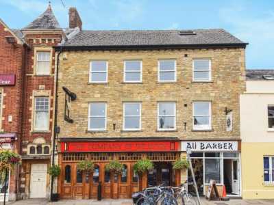 Apartment For Rent in Witney, United Kingdom
