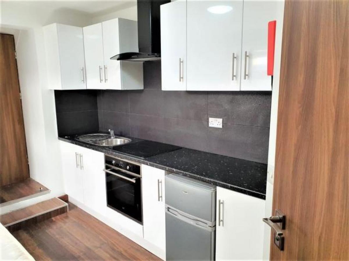 Picture of Apartment For Rent in Slough, Berkshire, United Kingdom