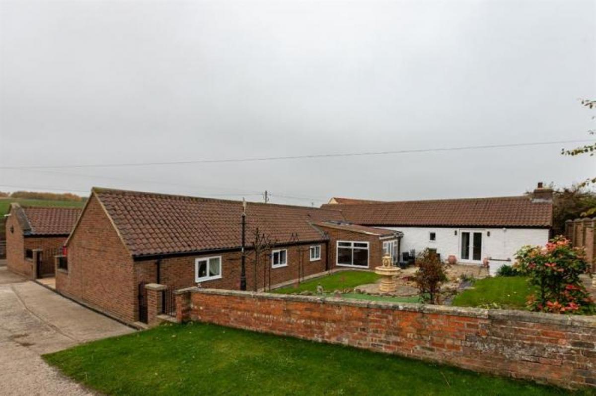 Picture of Bungalow For Sale in Darlington, County Durham, United Kingdom