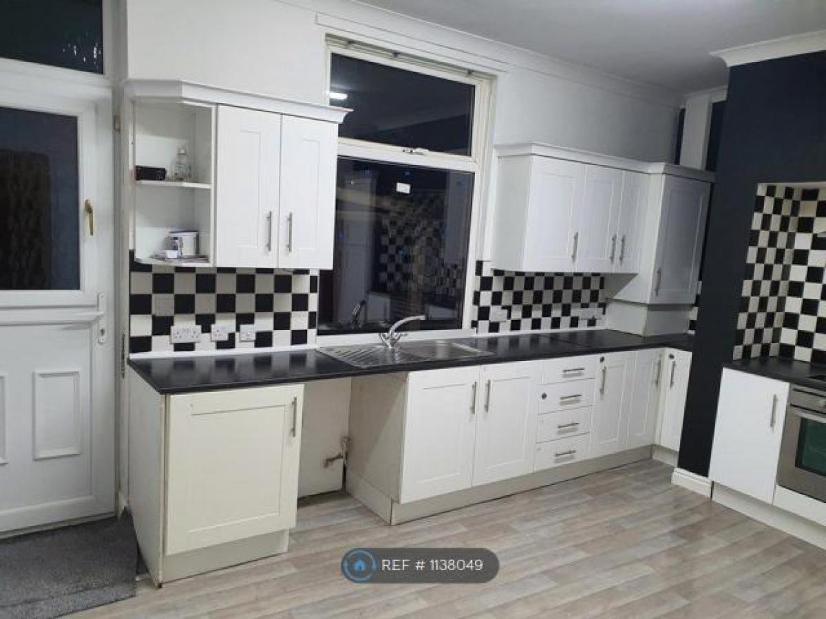 Picture of Home For Rent in Leeds, West Yorkshire, United Kingdom