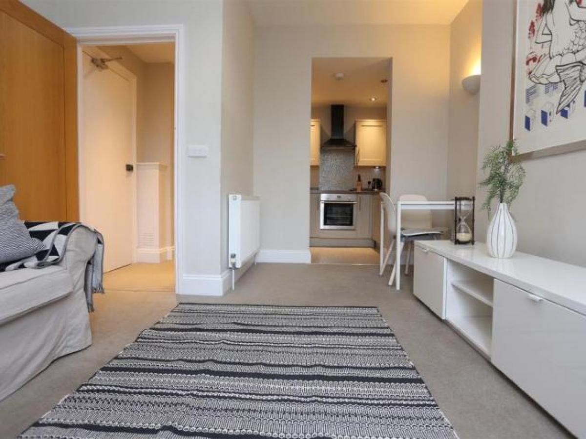 Picture of Apartment For Rent in Hove, East Sussex, United Kingdom
