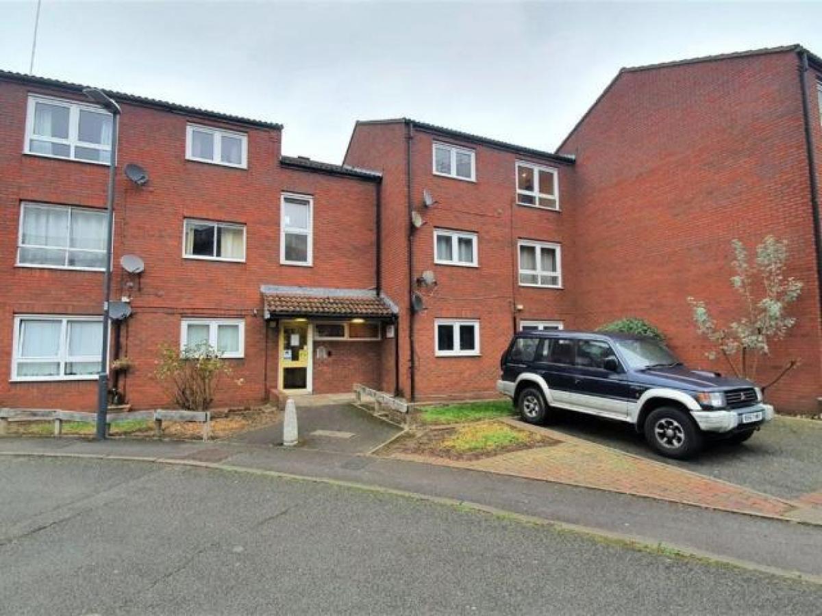 Picture of Apartment For Rent in Harrow, Greater London, United Kingdom