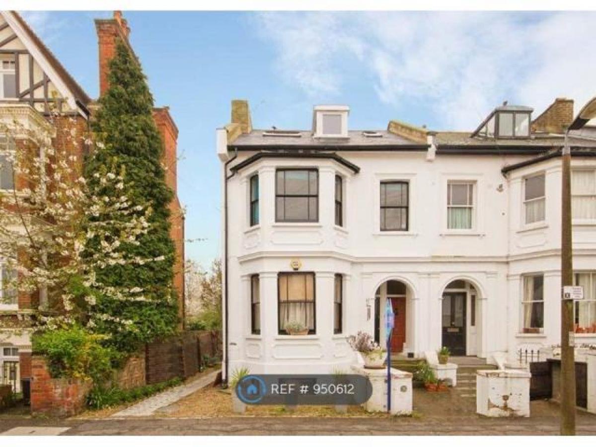 Picture of Apartment For Rent in Kingston upon Thames, Greater London, United Kingdom