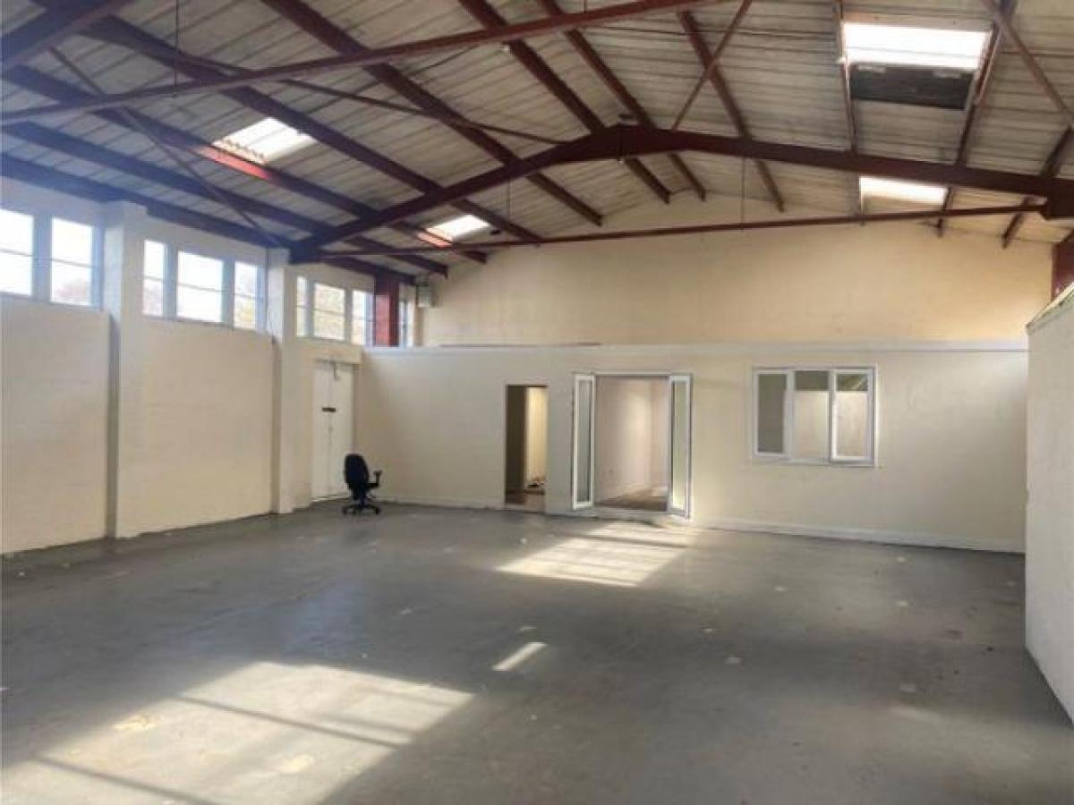 Picture of Industrial For Rent in Worthing, West Sussex, United Kingdom