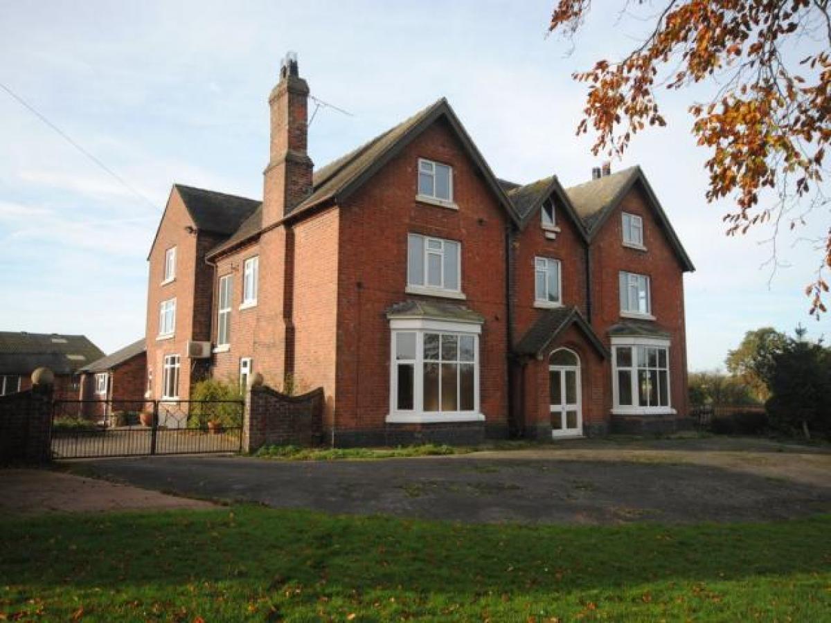 Picture of Home For Rent in Crewe, Cheshire, United Kingdom