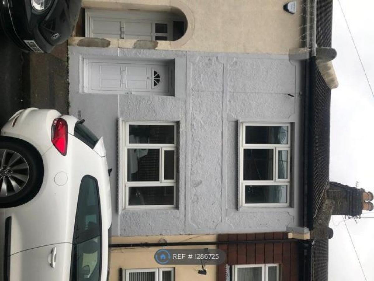 Picture of Home For Rent in Chatham, Kent, United Kingdom