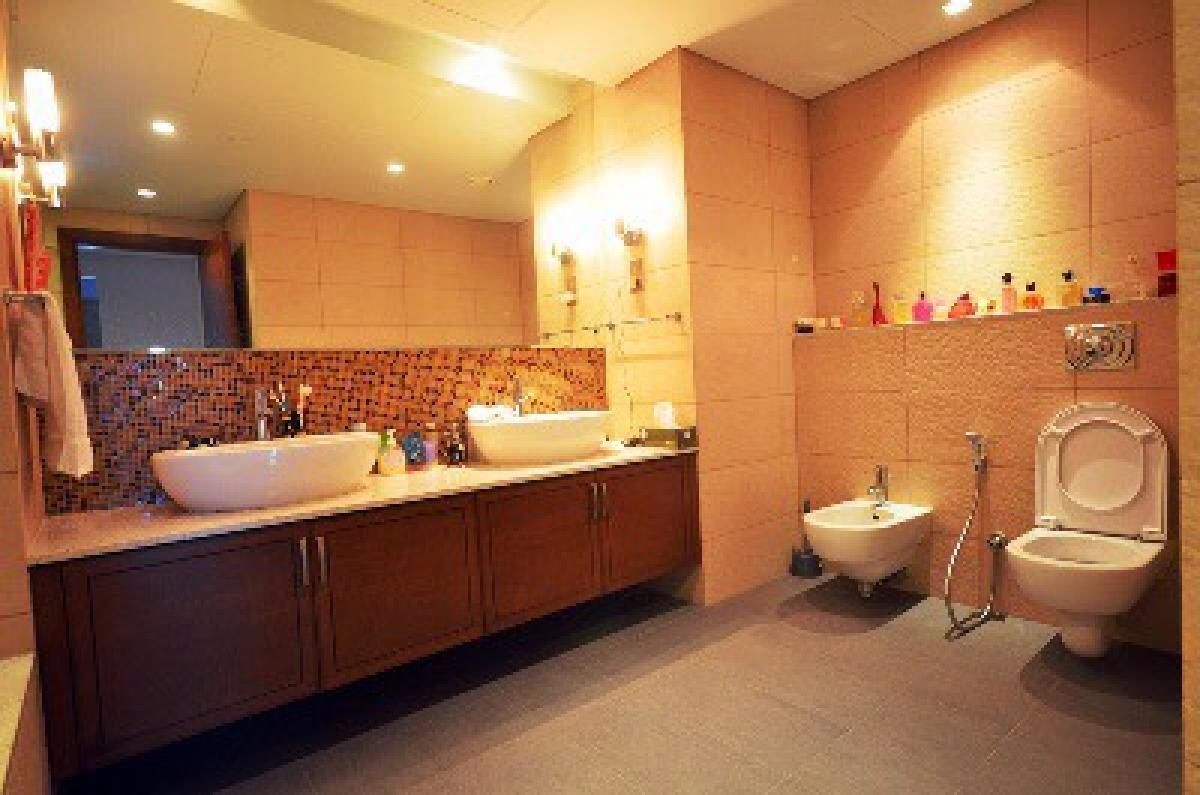 Picture of Apartment For Sale in Palm Jumeirah, Dubai, United Arab Emirates