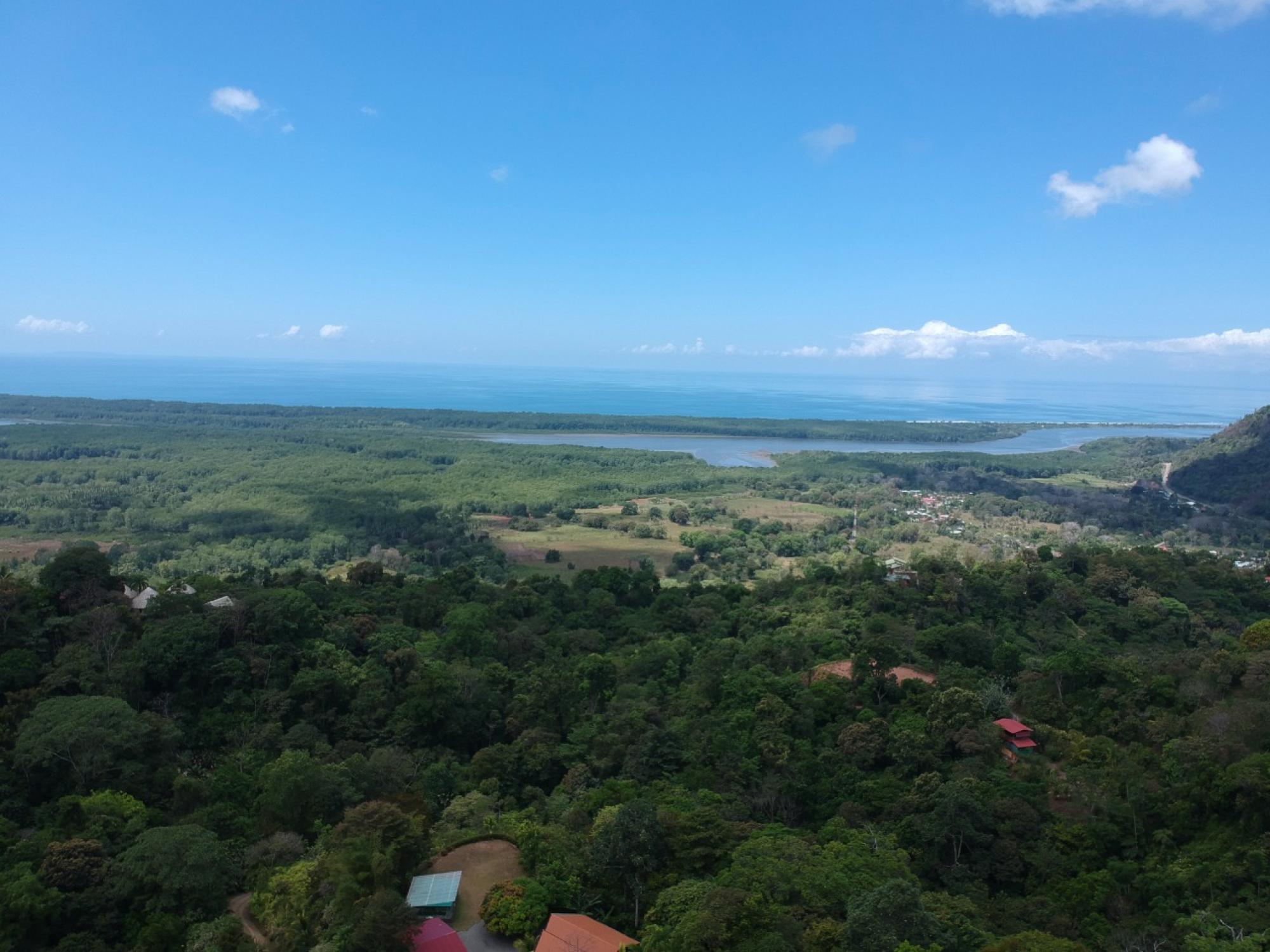 Picture of Residential Lots For Sale in Dominical, Puntarenas, Costa Rica