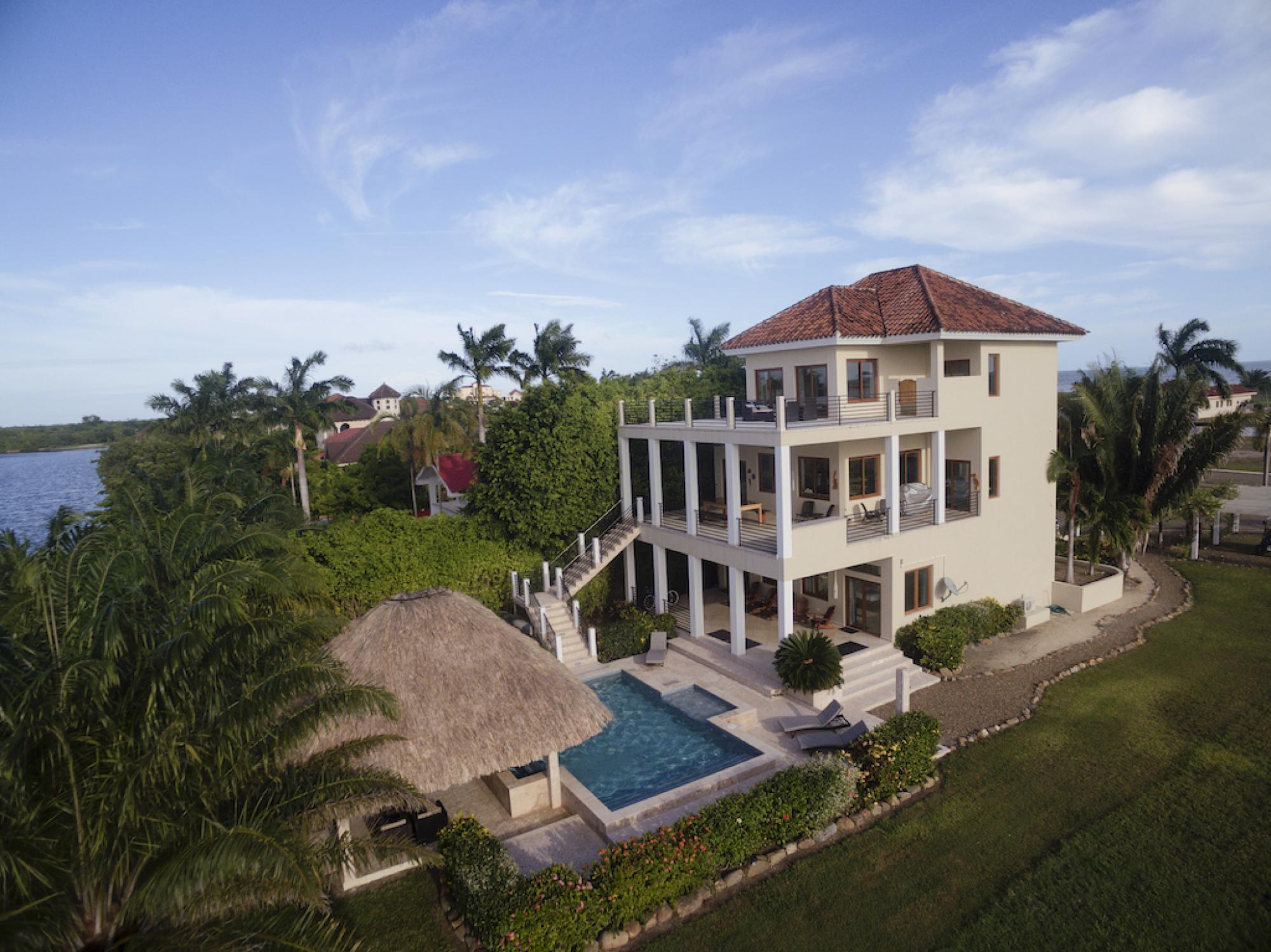 , Placencia, Stann Creek, Belize Homes For Sale at GLOBAL LISTINGS