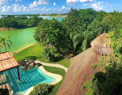 Villa For Sale in Cancun, Mexico