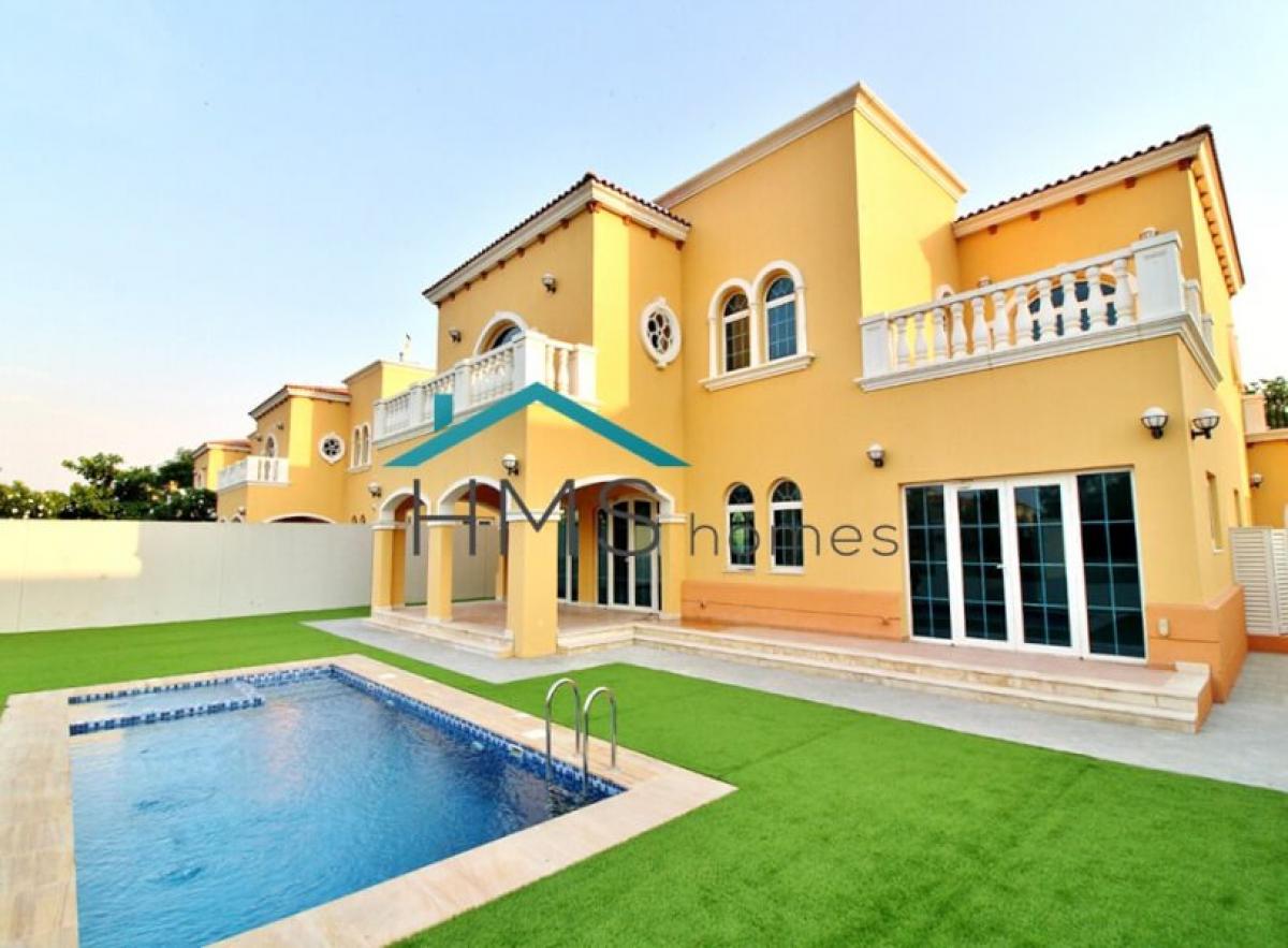 Picture of Villa For Rent in Jumeirah Park, Dubai, United Arab Emirates