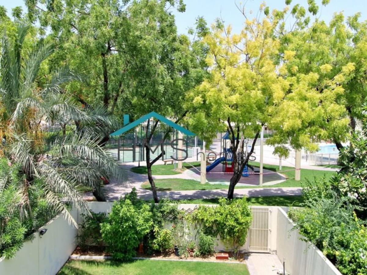 Picture of Villa For Sale in The Springs, Dubai, United Arab Emirates