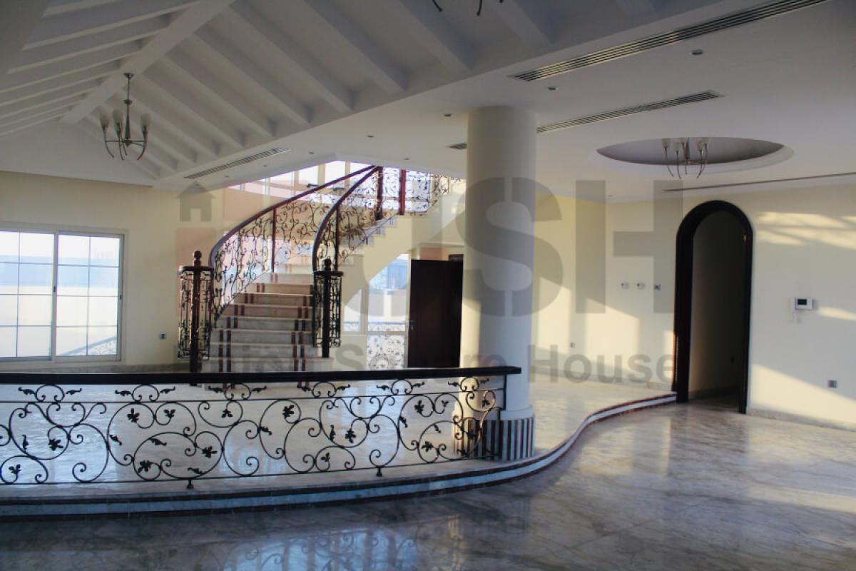 Picture of Villa For Rent in Umm Al Sheif, Dubai, United Arab Emirates